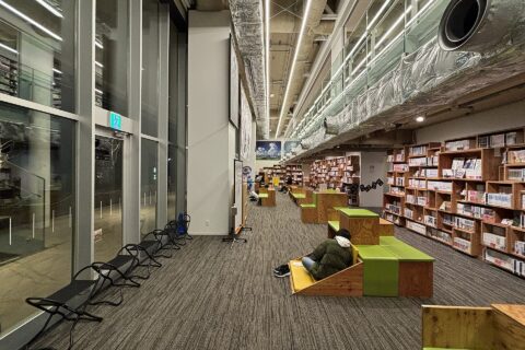 マンガ・ラノベ図書館