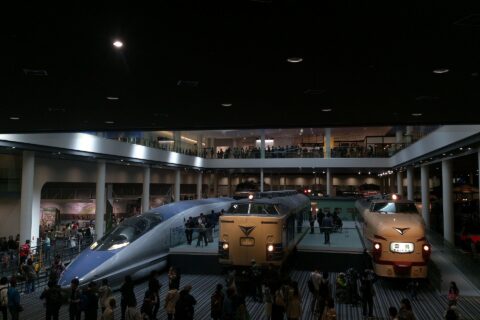 ​京都鉄道博物館 エスカレーターより撮影