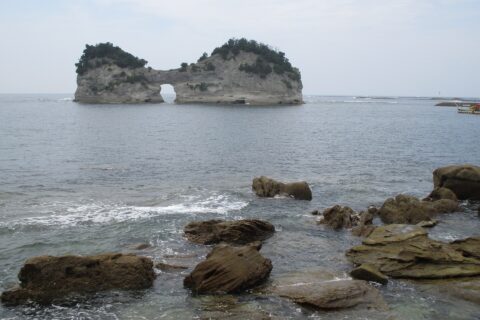 円月島 Engetsu Islet