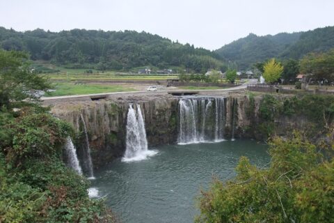 原尻の滝