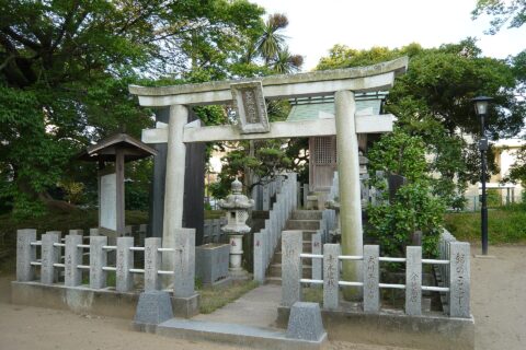 土浦城（つちうらじょう）は、日本の城。所在地は茨城県土浦市。江戸時代は土浦藩の藩庁となった。