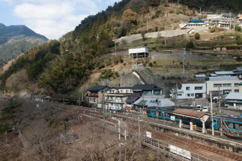 Ōboke Station, Dosan line