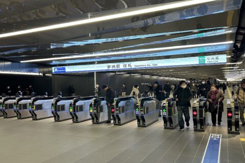 ​大阪メトロ夢洲駅