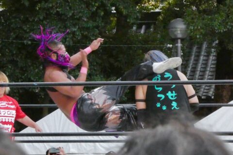 大須大道町人祭2023で大須観音で行われたプロレス興行。