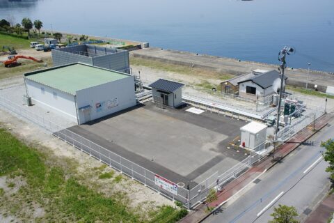 小浜温泉にある、温泉発電設備