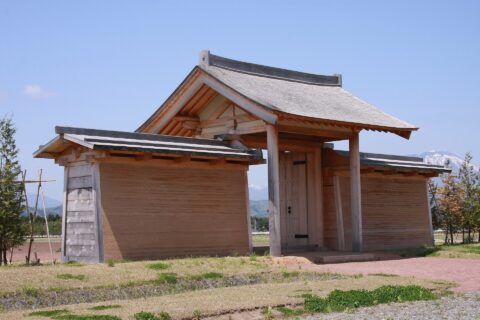 志波城の政庁東門