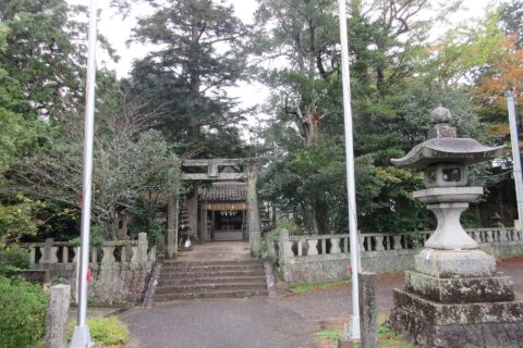 ​福岡県糸島市東541、龍国禅寺から一貴山方面へ下り右、川の橋を渡る