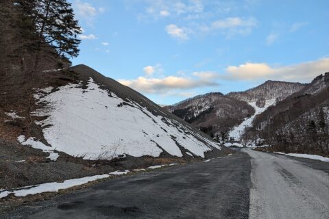 米沢砕石 gravel mine