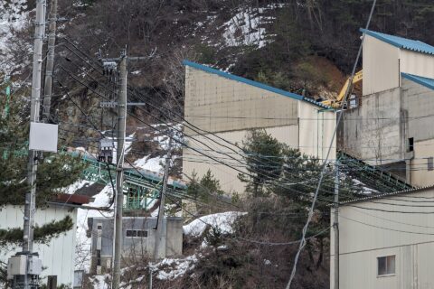 米沢砕石 gravel mine