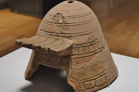 西都原古墳群出土 埴輪 眉庇付冑 (J-34666)