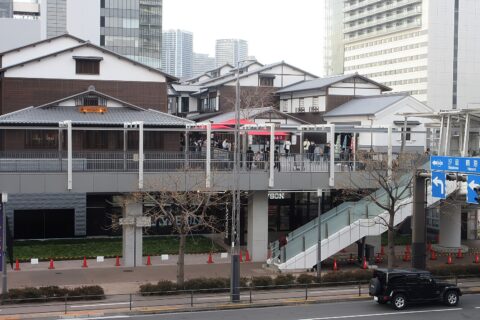 豊洲市場側より撮影