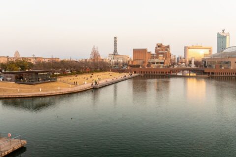 富岩運河環水公園天門橋