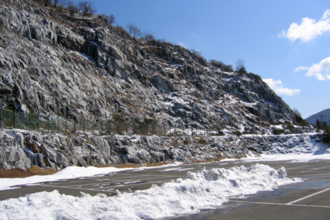 Bluff of crystalline limestone, parking of Abukuma-do.