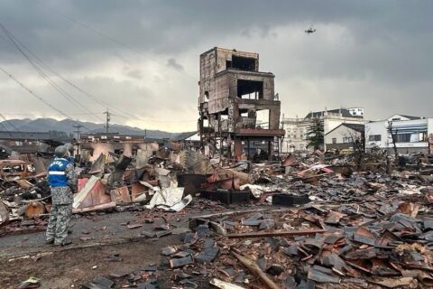 石川県輪島市の輪島朝市のあった場所での航空自衛隊によるドローンによる捜索活動