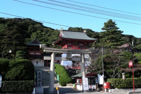 山口県下関市の赤間神宮。2007年11月投稿者撮影。