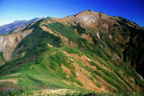 三ノ峰から望む別山