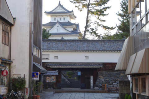 大垣城の東門。