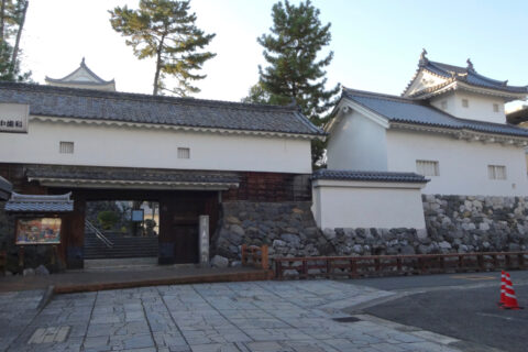 大垣城の東門。