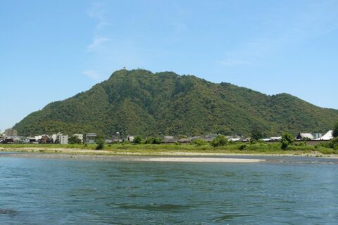 This a picture of Mt. Kinka (Gifu City, Japan) that I took in March 2006.