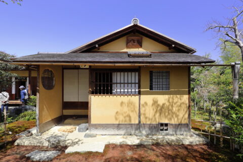 有楽苑にある如庵（愛知県犬山市大字犬山字御門先、2023年（令和5年）3月）