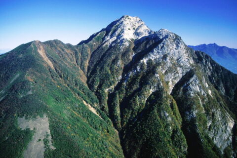 栗沢山から望む甲斐駒ヶ岳