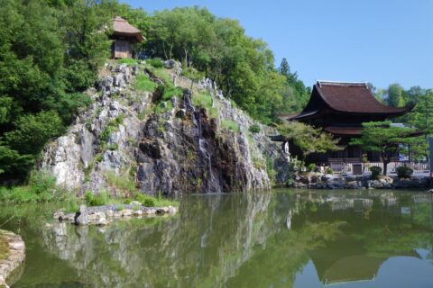虎渓山永保寺梵音巌