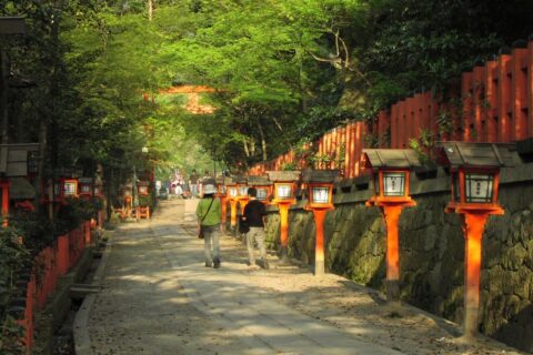 Lanterns at the Yasaka shrine