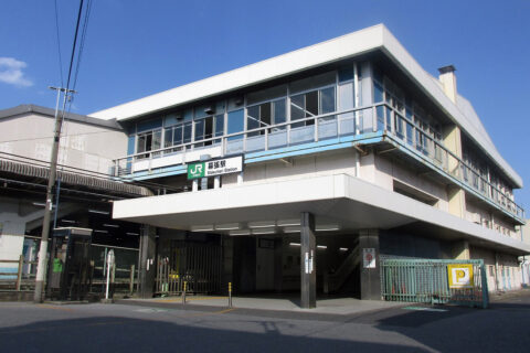 幕張駅(cropped)