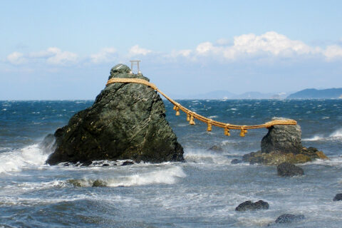 Meoto Iwa