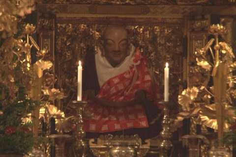 身延山久遠寺祖師堂