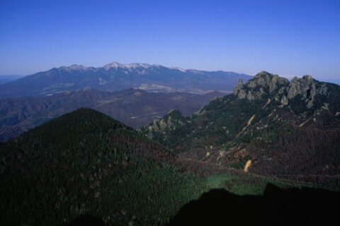 Mount Mizugaki and Yatsugatake from Dainichi-iwa