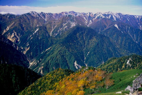 燕岳から望む秋の裏銀座