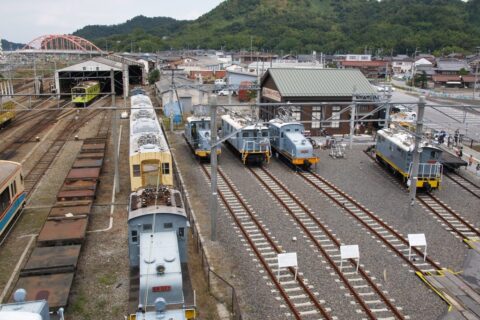 彦根市近江鉄道ミュージアム。彦根駅跨線橋から見る