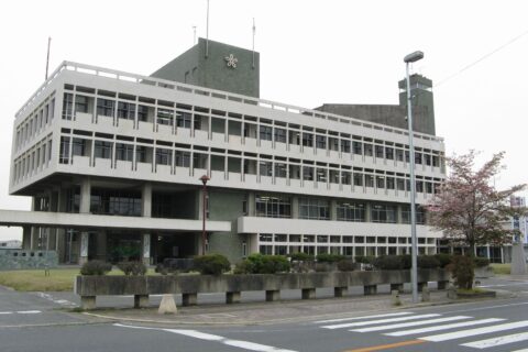 桜井市役所（地元では桜井市庁と呼称） 2008年5月1日 Bakkai撮影