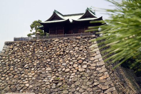 This photograph was taken in the city of Takamatsu, Kagawa prefecture, Japan This building is at Takamatsu Castle. It is a shrine at the site where the castle keep once stood.