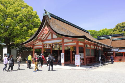 津島神社拝殿（愛知県津島市神明町、2023年（令和5年）4月）