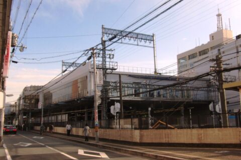 近鉄大和西大寺駅を撮影