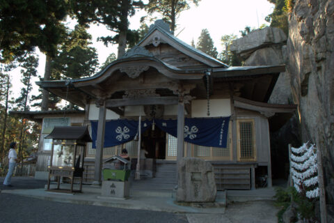 野呂山の弘法寺