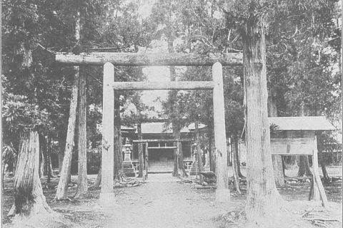 説明文に「東礪波郡高瀬村に在り式内社にして大巳貴命外二神を祠る」とあり