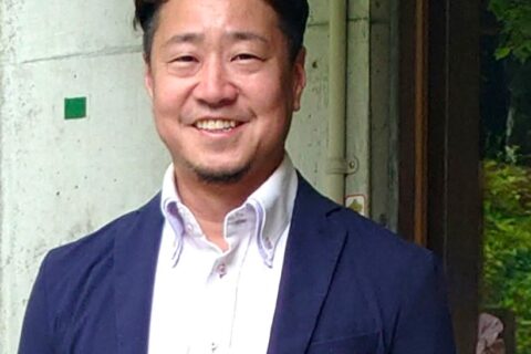 三上佳孝